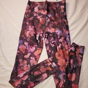 Athleta Women’s XSMALL Salutation Stash Pocket II Floral Leggings